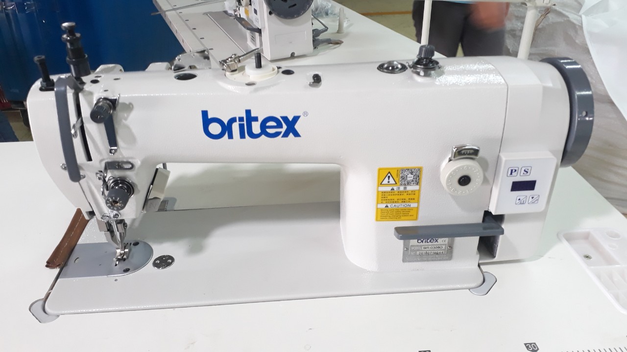 Top and Bottom Feed Direct drive Lock Stitch sewing machine - Brand Britex, Model: BR-0303D.